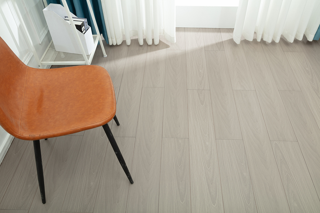 实木平扣番龙眼8830-4